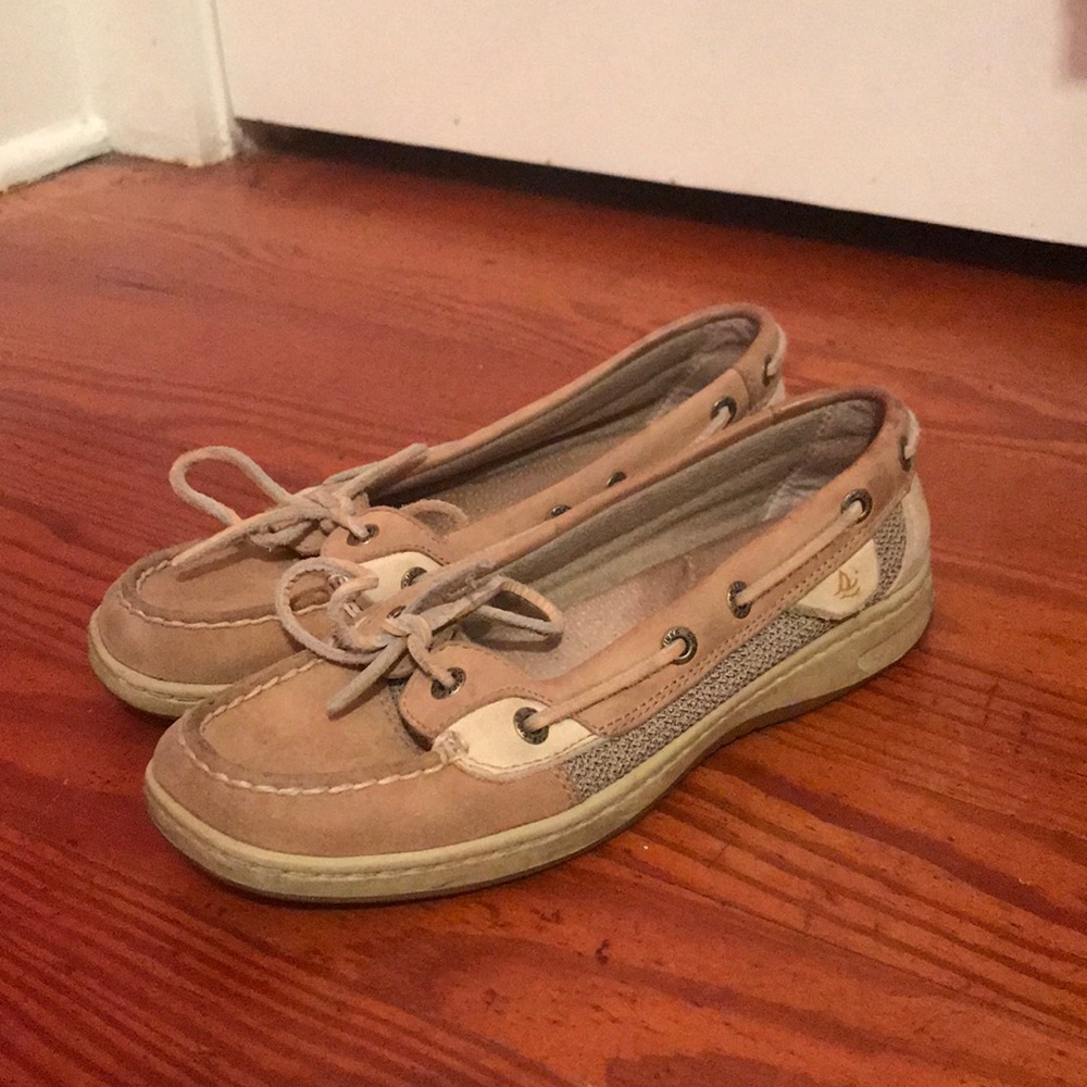 Classic Low-Rise Sperry’s